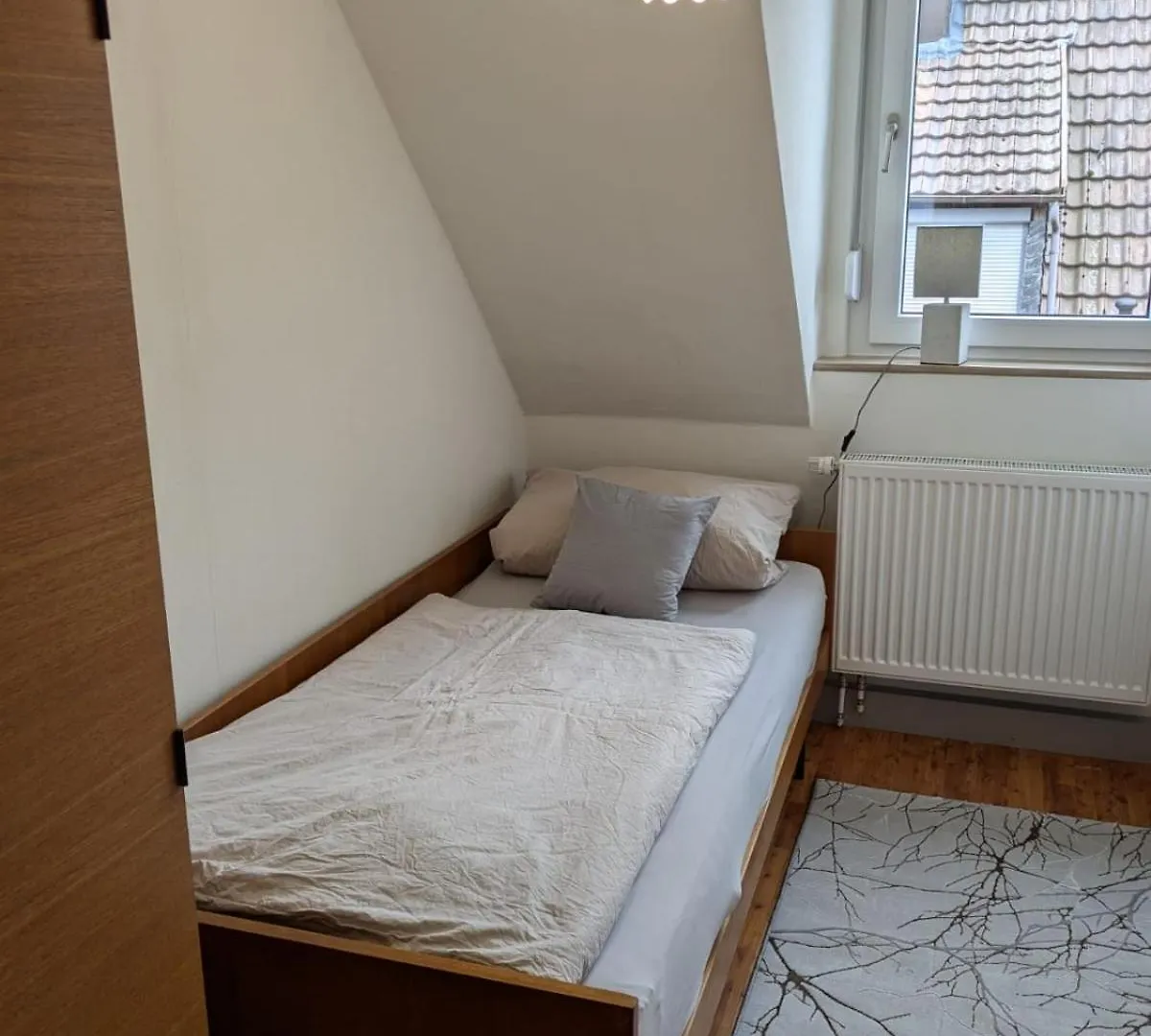 Apartment Moderne 70Qm Og Wohnung Nahe Wuerzburg, Daa, A3, A7, A81 In Fuchsstadt Reichenberg  Germany